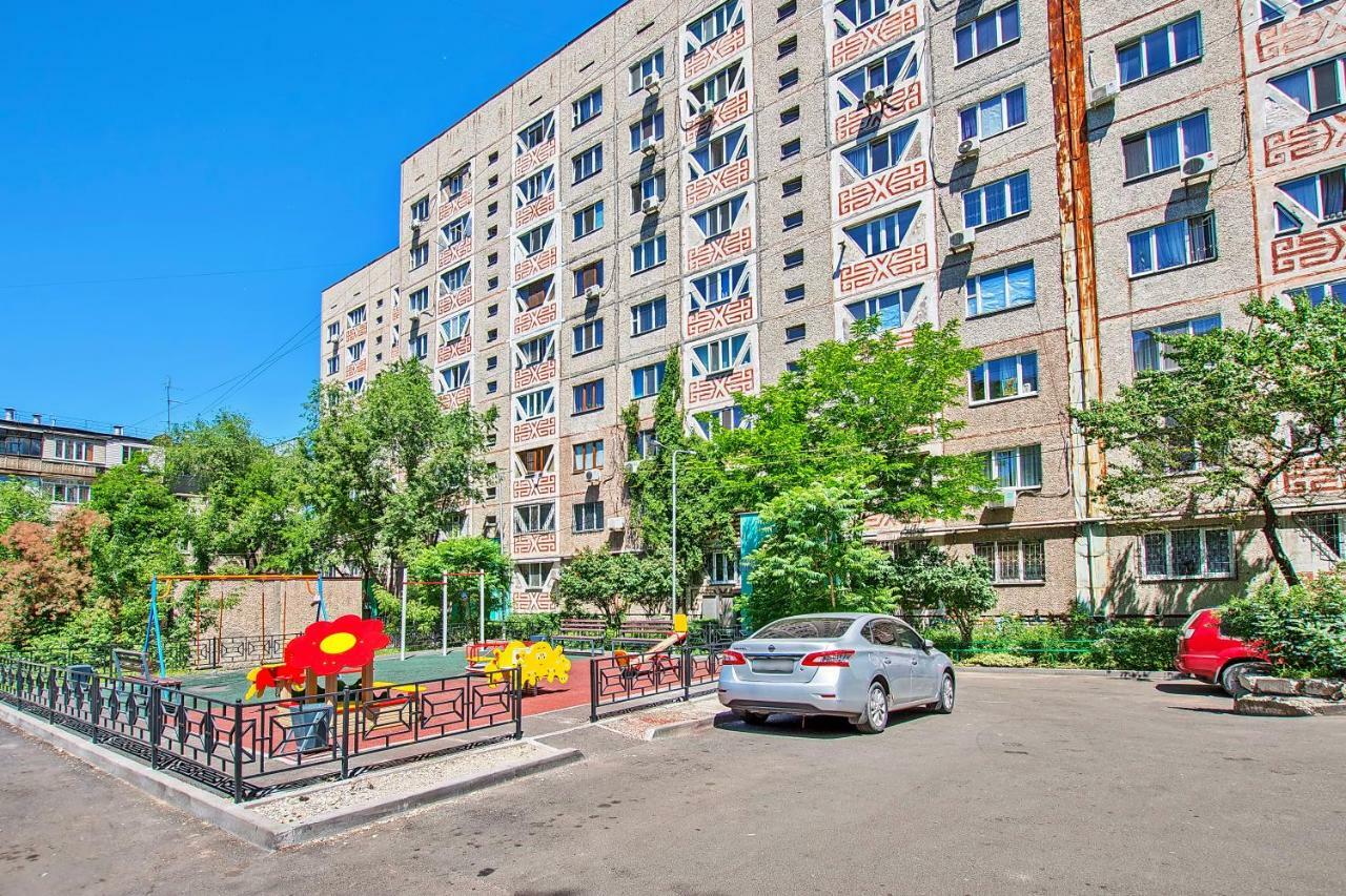 Cozy apartment on Rozybakiev 145. Atakent Almati Kültér fotó